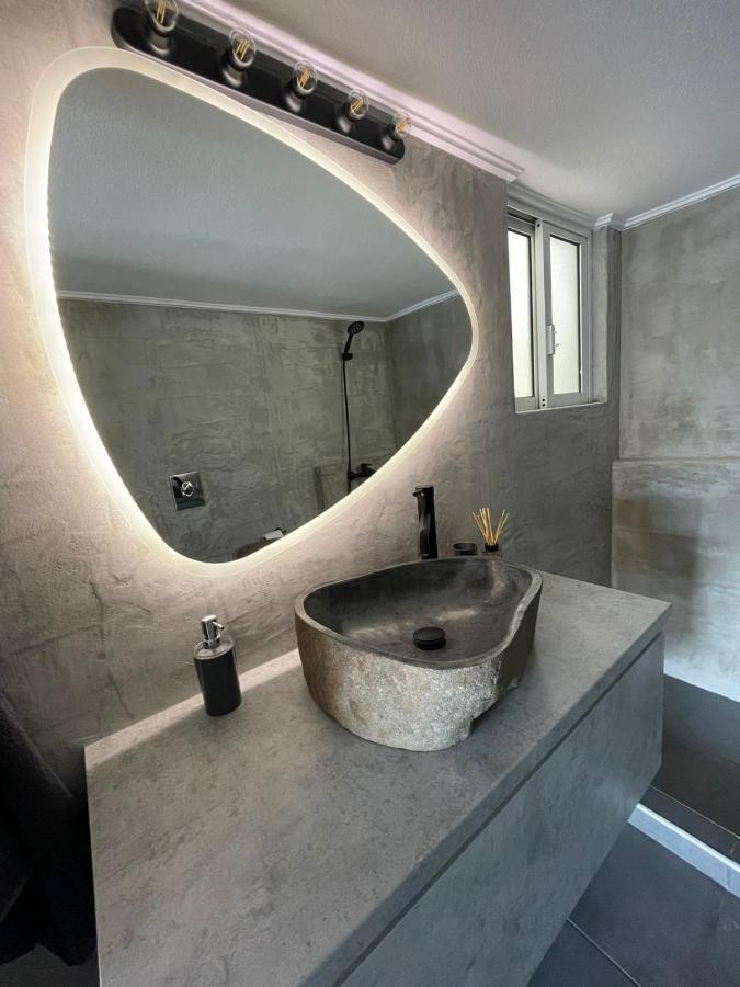Apartment Sunny Contemporary Art Penthouse